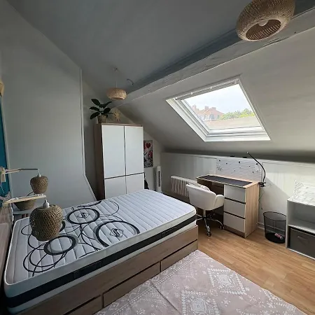 3-bedroom House 5 Min From Megacite & Zenith Apartment
